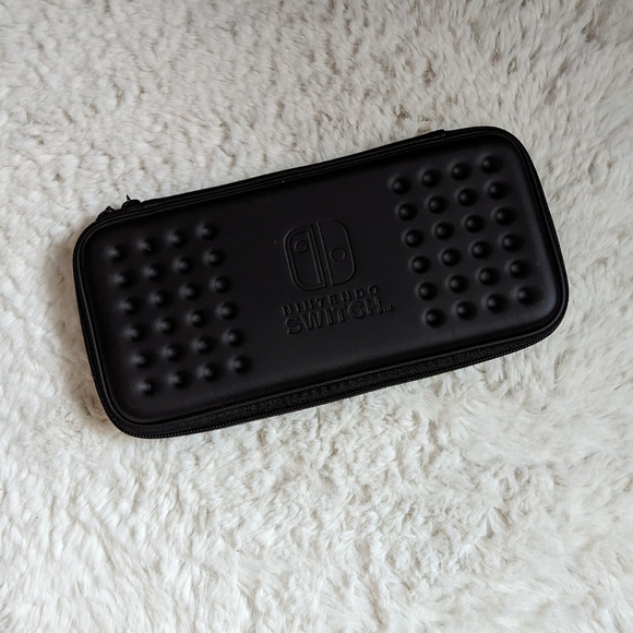 Nintendo Switch Case - Picture 1 of 6